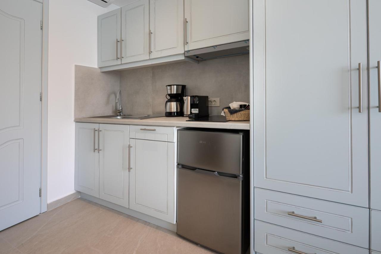 Molos Apartments 로우트로 외부 사진